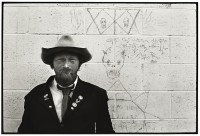 https://www.ed-templeton.com/files/gimgs/th-156_Homeless-by-Wall-06.jpg